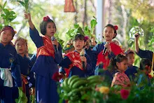671230 สมุนพระรามแสดงร้องเพลง พิธีเปิดงานเพื่อฟ้าดิน 54.jpg