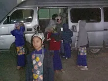 671215 นร.สมุนพระรามไปขายสลัดโรล ที่อุทยานบุญนิยม วันแรก พาณิชย์บุญนิยม 61.jpg