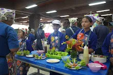 680529 สมุนพระราม สาธิตทำสลัดโรล งานอบรม นร.ขวาวใหญ่วิทยา สุรินทร์ 4.jpeg