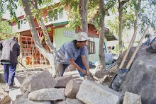 680103 สมุนพระรามดูแลสวนเช้า เย็น เปียหม่องเริ่มทำน้ำตก 32.jpg