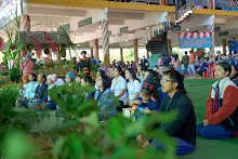 671230 สมุนพระรามแสดงร้องเพลง พิธีเปิดงานเพื่อฟ้าดิน คนมาดูงาน ทำ5ส ทำสวนบ่าย 177.jpg