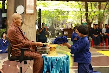 680519 พิธีรับชุดนักเรียนสัมมาสิกขาราชธานีอโศก ม.1 ม.4  64.JPG