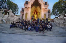680705 เด็กสมุนพระรามตักบาตรที่ปฐมอโศก ร่วมงาน ๙๐ ปี ลุงจำลอง ไปพระปฐมเจดีย์เย็น 12.jpeg
