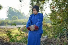 671221 เช้าสมุนพระรามดูแลสวน และขนหินทำน้ำตก บ่ายเล่นเกมกับครูโหน่ง 108.jpg