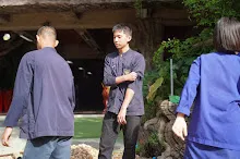 680602 สมุนพระราม และ สสธ.ขนทรายและปรับพื้นที่หน้าเฮือนศูนย์สูญ 139.JPG