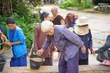 671025 พิธีตอกเสาเข็มแรก สถูปบูชาพ่อครู73.jpg