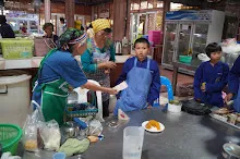 680629 สมุนพระราม ฝึกพาณิชย์บุญนิยม ขายสินค้า อุทยานบุญนิยม 4-2568 305.jpeg