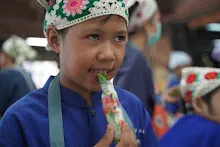 680529 สมุนพระราม สาธิตทำสลัดโรล งานอบรม นร.ขวาวใหญ่วิทยา สุรินทร์ 16.jpeg