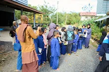 671228 สมุนพระรามเข้าค่าย เรียนการปรับปรุงพันธุ์พุทธรักษา เล่นเกมกินวิบาก พาทัวร์รถราง 4.jpg