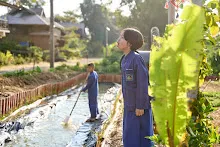 680103 สมุนพระรามดูแลสวนเช้า เย็น เปียหม่องเริ่มทำน้ำตก 109.jpg