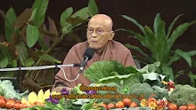 สื่อธรรมะพ่อครู ตอน จะเป็นคนเหาะได้ต้องใช้หลักวรรณะ 9-_.mp4