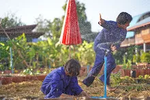 680103 สมุนพระรามดูแลสวนเช้า เย็น เปียหม่องเริ่มทำน้ำตก 61.jpg