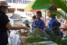 680615 สมุนพระราม ฝึกพาณิชย์บุญนิยม ขายสินค้า อุทยานบุญนิยม 3-2568 108.JPG