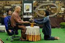 680411 พิธีรับกลด รุ่น กราบลาหลวงปู 31.jpeg
