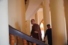 680706 เด็กสมุนพระรามไปเนินพอกิน ร่วมงาน ๙๐ ปี ลุงจำลอง ไปสะพานรถไฟสายมรณะ วัดถ้ำเสือ จามจุรีย์ยักษ์ 154.jpeg