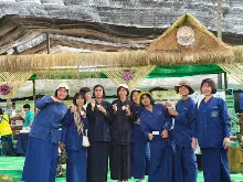680212 สสธ.ไปทัศนศึกษาที่งานเกษตรอีสานใต้ ม.อุบล 35.jpg