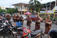 680629 สมุนพระราม ฝึกพาณิชย์บุญนิยม ขายสินค้า อุทยานบุญนิยม 4-2568 491.jpeg