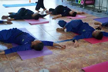 680109 สสธ.ม.4 ฝนเมล็ดพุทธรักษา ฝึกโยคะ สมุนพระรามชายช่วยร่อนทรายทำน้ำตก สวนน่ารัก 60.jpg