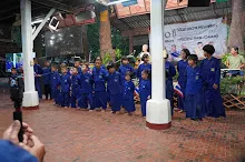 680703 เด็กสมุนพระรามนั่งรถไฟไปปฐมอโศก ร่วมงาน ๙๐ ปี ลุงจำลอง 215.jpeg