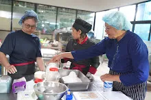 680716 ภาพทำขนมปัง ฐานงานแม่สะอาด Mothers Vegan Bakery 90.JPG