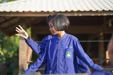 680103 สมุนพระรามดูแลสวนเช้า เย็น เปียหม่องเริ่มทำน้ำตก 81.jpg