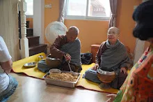 680628 เด็กสมุนพระรามร่วมทำบุญขึ้นบ้านใหม่ ญาติน้องบัว บ้านคำกลาง 277.jpeg
