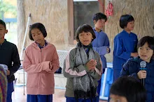 671225 สมุนพระรามเตรียมตัวไปแสดงที่ห้างสุนีย์ ในวันคริสมาสต์ 73.jpg