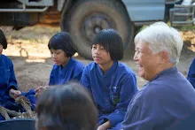 671111 ลงงานวันบวร สวน 255 ปลูกกระเทียม 138.jpg