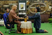 680411 พิธีรับกลด รุ่น กราบลาหลวงปู 33.jpeg