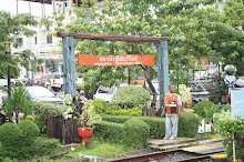 680703 เด็กสมุนพระรามนั่งรถไฟไปปฐมอโศก ร่วมงาน ๙๐ ปี ลุงจำลอง 49.jpeg