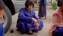 680308 สมุนพระราม ทดสอบ pH ของดินด้วยน้ำสะกัดดอกอัญชัน 23.jpg
