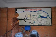 680703 เด็กสมุนพระรามนั่งรถไฟไปปฐมอโศก ร่วมงาน ๙๐ ปี ลุงจำลอง 265.jpeg