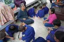 680628 เด็กสมุนพระรามร่วมทำบุญขึ้นบ้านใหม่ ญาติน้องบัว บ้านคำกลาง 218.jpeg