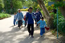671228 สมุนพระรามเข้าค่าย เรียนการปรับปรุงพันธุ์พุทธรักษา เล่นเกมกินวิบาก พาทัวร์รถราง 376.jpg