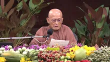 631211   สื่อธรรมะพ่อครู ตอน เซ็นเป็นศาสนาแบบฟรุ้งฟริ้งพญาครุฑตกยุค  -_.mp4