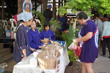 680622 สมุนพระราม ฝึกพาณิชย์บุญนิยม ขายสินค้า อุทยานบุญนิยม 153.jpeg