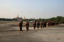 พท+สมณะบิณฑ์ที่งานชุมนุม (107).JPG