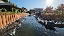 671130 สมุนพระรามเล่นน้ำคลองไส้ไก่เย็น 5.jpg