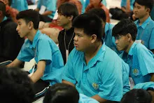 680528 อบรมนักเรียน รร.ขวาวใหญ่วิทยา ชมคลิปชีวิตร่ำให้ คลิปแนะนำชุมชน 30.JPG