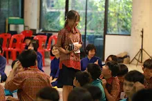 680528 อบรมนักเรียน รร.ขวาวใหญ่วิทยา ชมคลิปชีวิตร่ำให้ คลิปแนะนำชุมชน 49.JPG