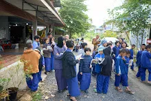 671228 สมุนพระรามเข้าค่าย เรียนการปรับปรุงพันธุ์พุทธรักษา เล่นเกมกินวิบาก พาทัวร์รถราง 6.jpg