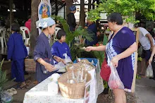 680622 สมุนพระราม ฝึกพาณิชย์บุญนิยม ขายสินค้า อุทยานบุญนิยม 154.jpeg