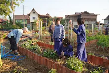 680107 สมุนพระรามดูแลสวนเช้า 39.JPG
