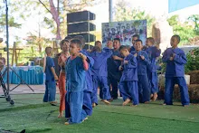 671230 สมุนพระรามแสดงร้องเพลง พิธีเปิดงานเพื่อฟ้าดิน คนมาดูงาน ทำ5ส ทำสวนบ่าย 305.jpg