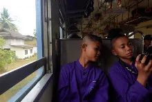 690225 สสธ ม1 เดินทางรถไฟไปปฐมอโศก 91.JPG