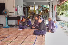 671216 นร.สมุนพระรามไปขายสลัดโรล ที่อุทยานบุญนิยม วันแรก พาณิชย์บุญนิยม 31.jpg