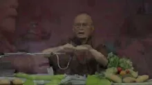 สื่อธรรมะพ่อครู(อาหาร 4) ตอน กินอาหาร 4 ให้ดีพาชีวีเจริญ.mp4