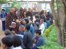 พท+สมณะบิณฑ์ที่งานชุมนุม (72).JPG