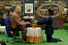 680411 พิธีรับกลด รุ่น กราบลาหลวงปู 17.jpeg