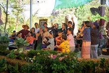 671230 สมุนพระรามแสดงร้องเพลง พิธีเปิดงานเพื่อฟ้าดิน คนมาดูงาน ทำ5ส ทำสวนบ่าย 254.jpg